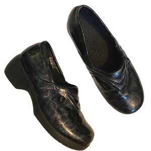 Cherokee Pamela Leather Slip Resistant Nurse Slip On Clogs Nursing Shoes 7.5M